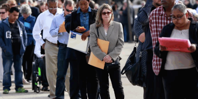 Americans and Non-Americans Alike Struggle to Find Jobs in the US Amid Tough Market Conditions